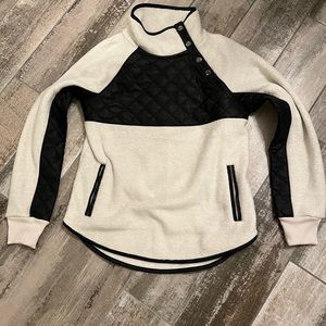 Abercrombie & Fitch Snap Up Fleece